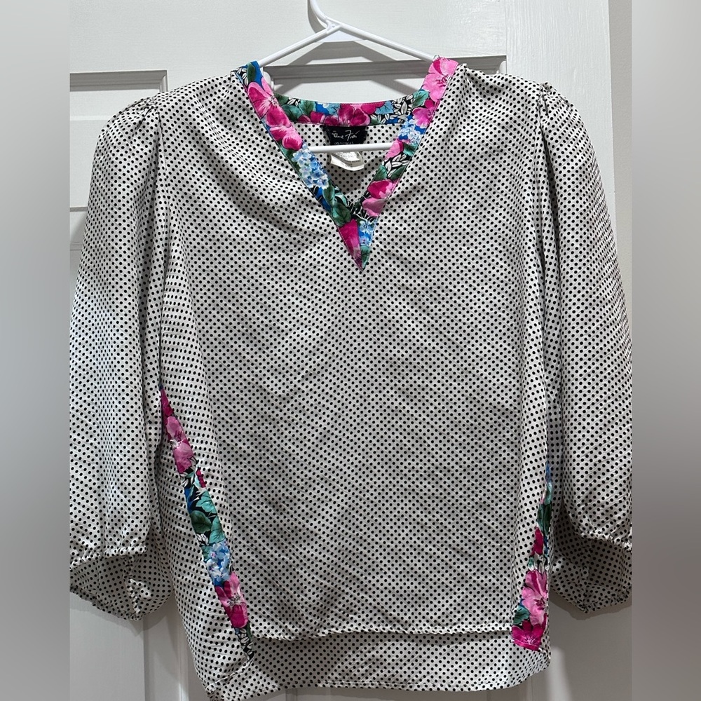 Vintage 100 silk Diane Fres blouse